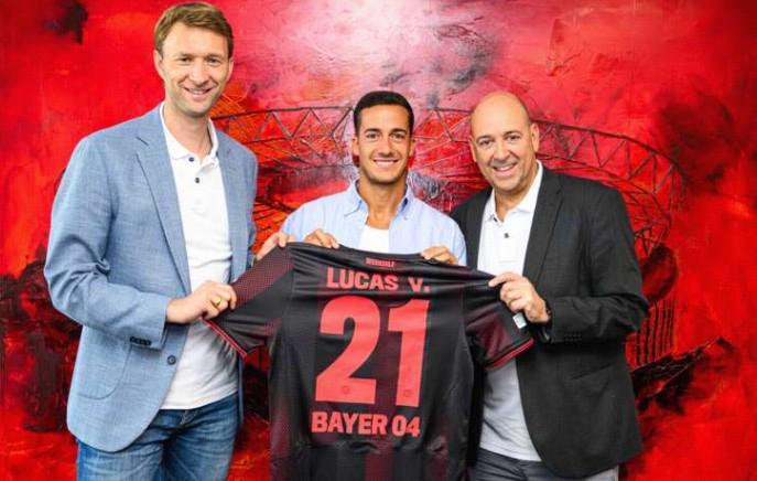 官方:勒沃库森免签皇马旧将巴斯克斯,双方签约2年